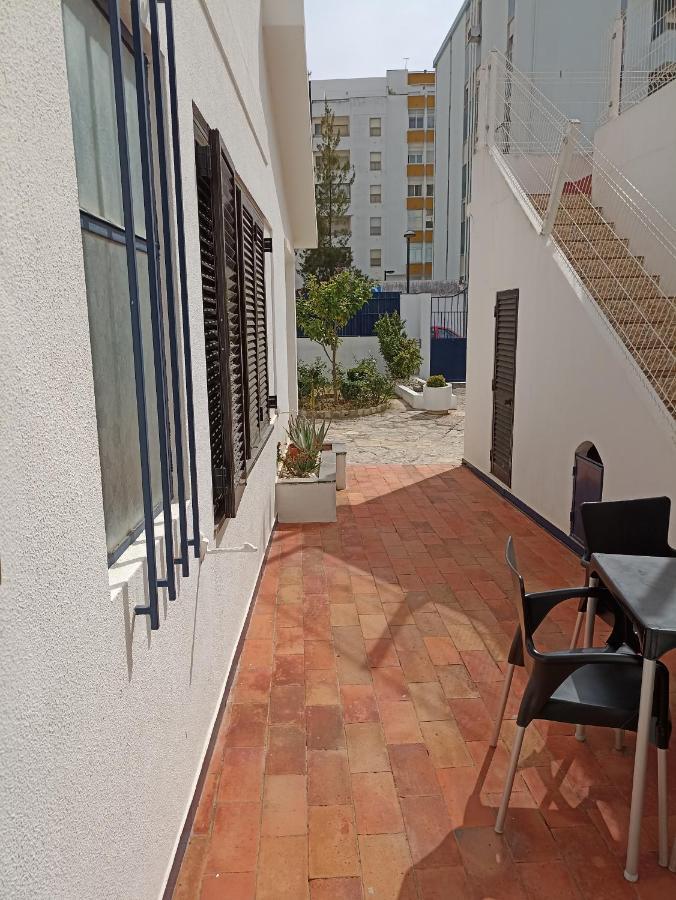 Hostel Vilarade Portimao Exterior photo